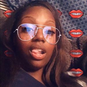 Meet your Posher, Keisha